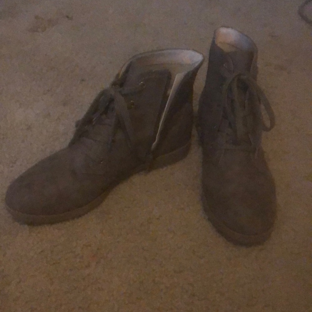 Ankle boots